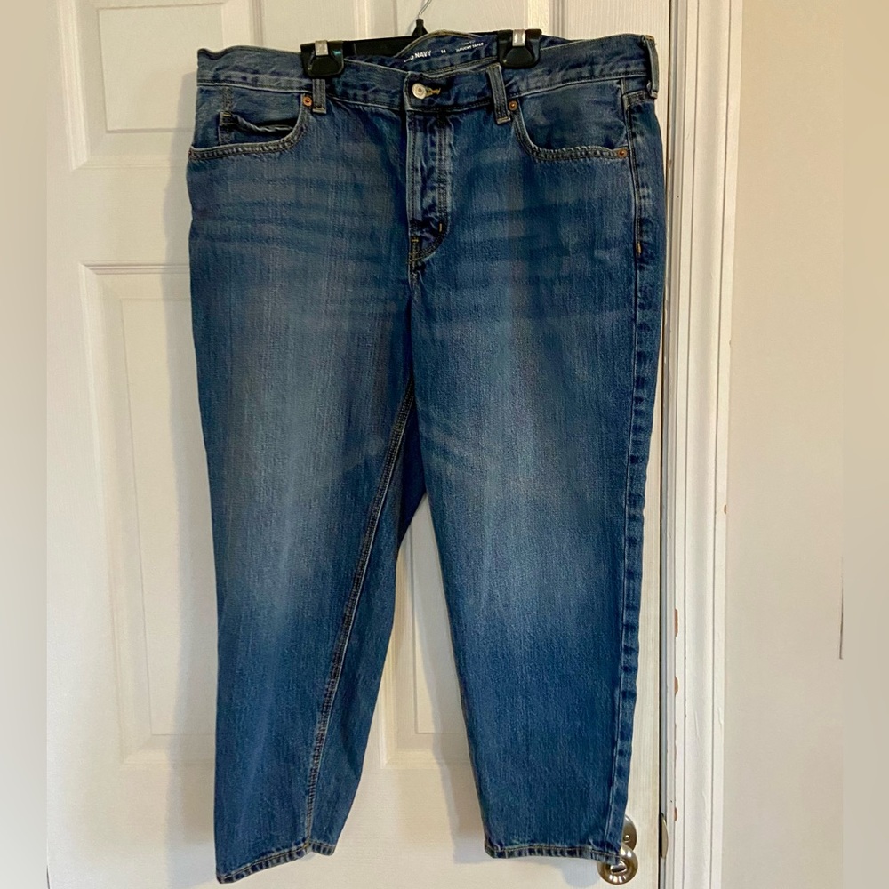 Old Navy slouchy tapered ankle jeans size 14